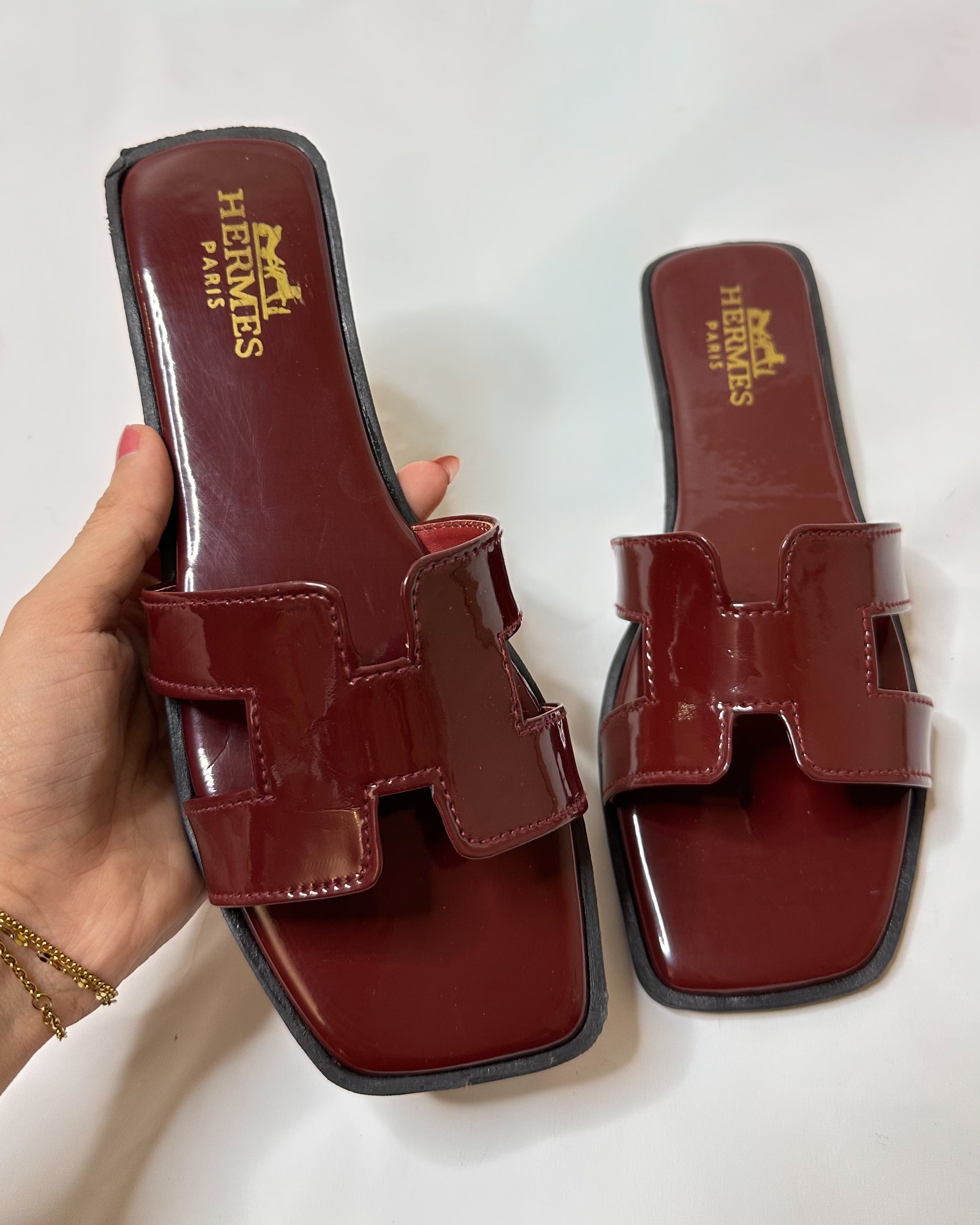 Hermès Oran Red Flats
