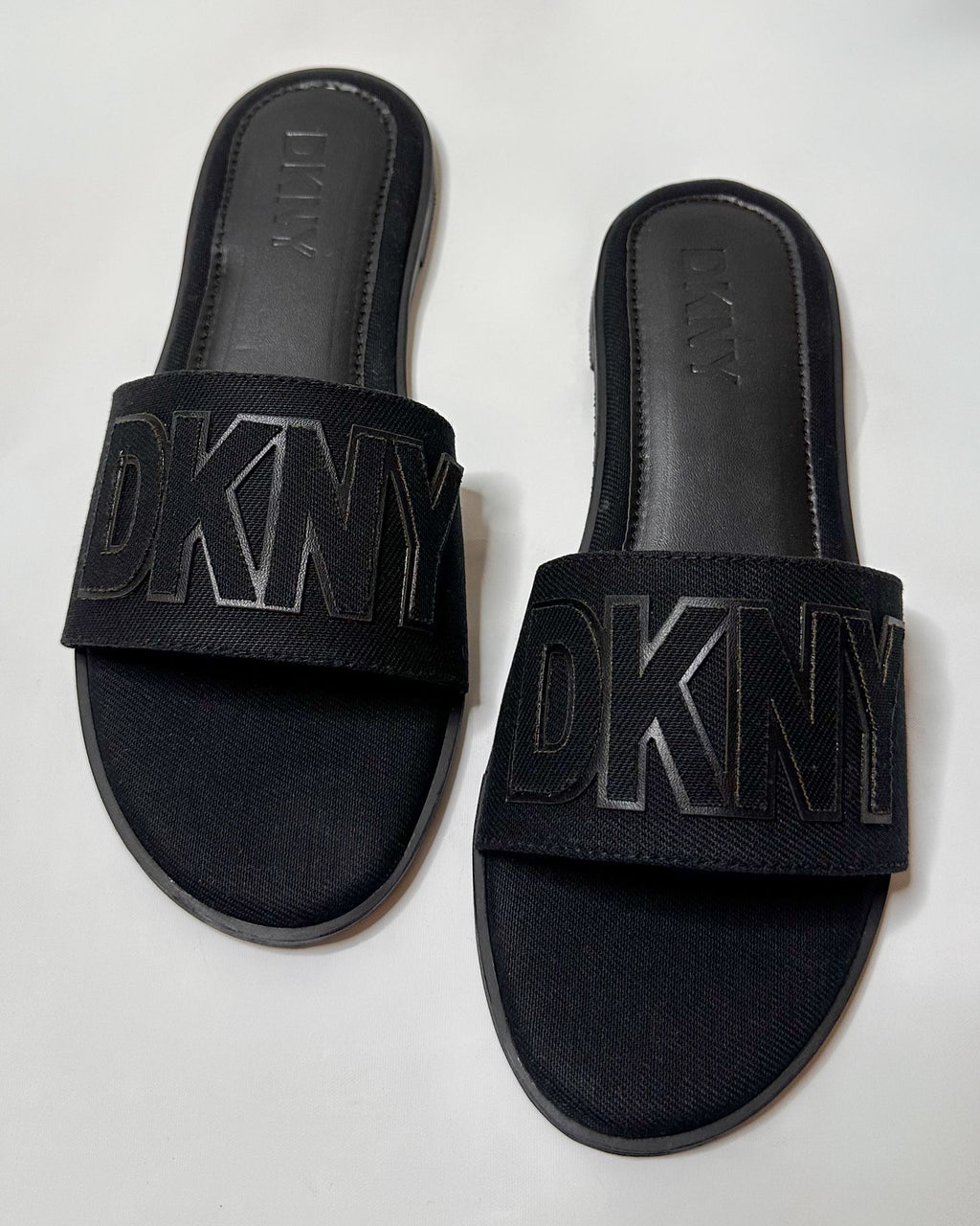 DKNY Willow Flat Slide Slippers Black