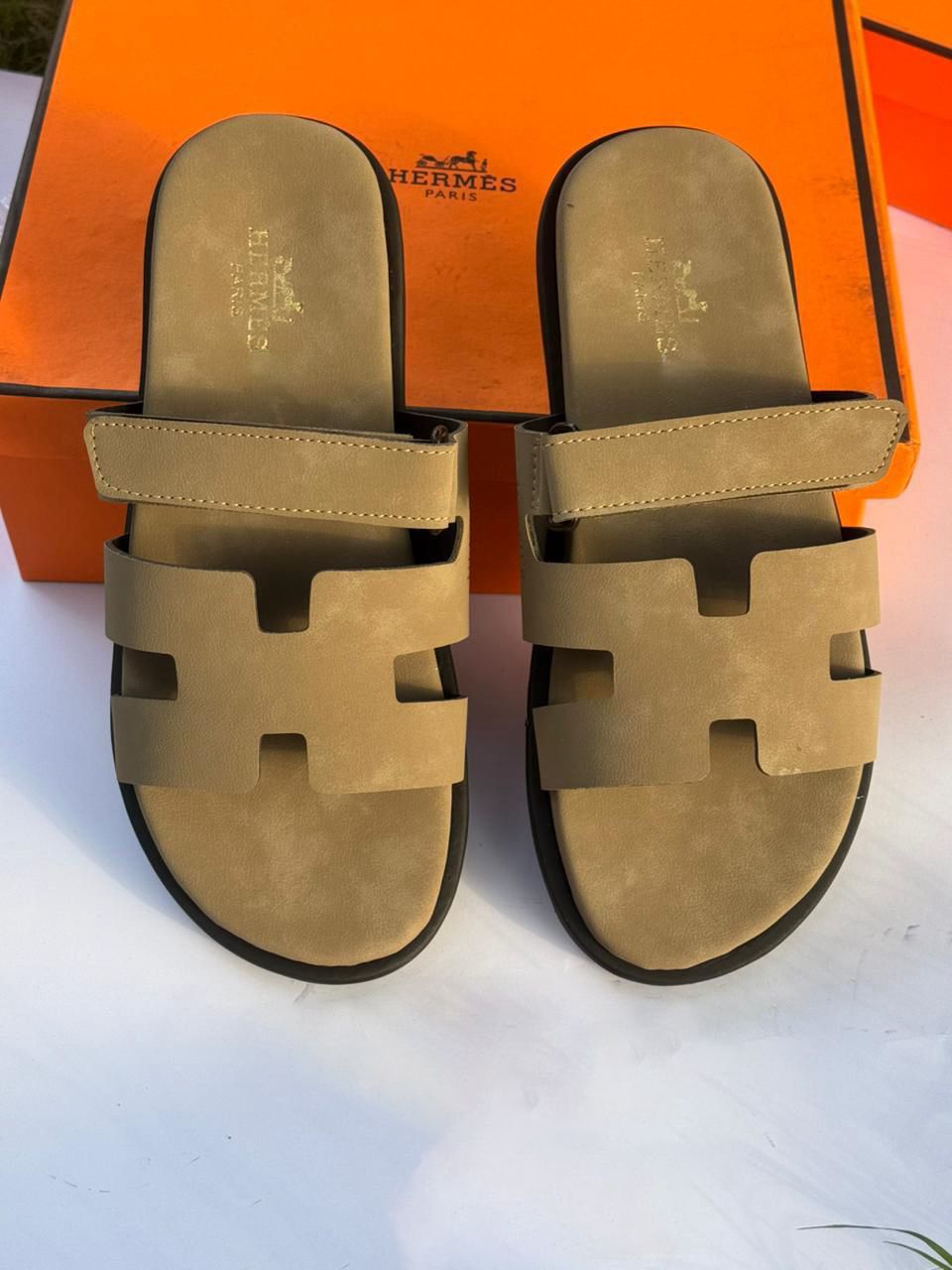 Men’s Contour Leather Sandals Beige